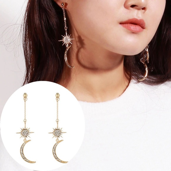 2/$30 ๐ Celestial star moon dangle earrings - Picture 2 of 2